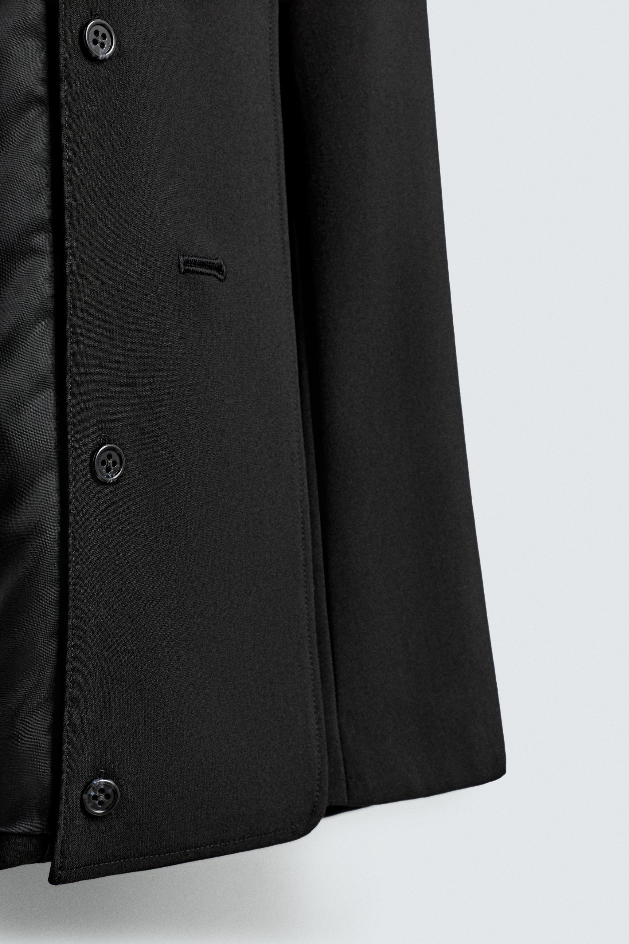 SUIT JACKET WITH REMOVABLE LAPEL